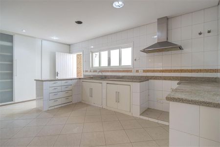 Casa à venda com 464m², 4 quartos e 4 vagas