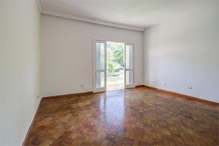 Casa à venda com 464m², 4 quartos e 4 vagas