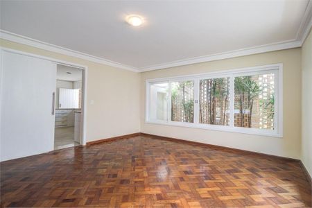 Casa à venda com 464m², 4 quartos e 4 vagas