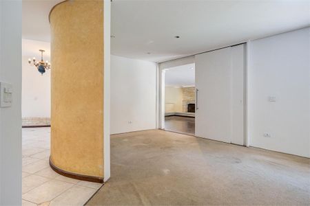 Casa à venda com 464m², 4 quartos e 4 vagas