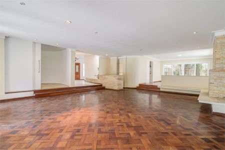 Casa à venda com 464m², 4 quartos e 4 vagas