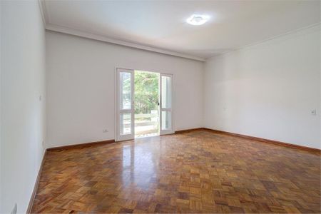 Casa à venda com 464m², 4 quartos e 4 vagas