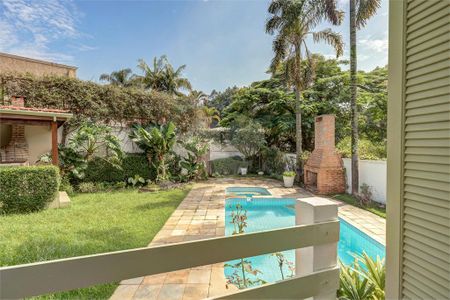 Casa à venda com 464m², 4 quartos e 4 vagas