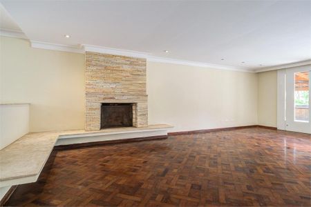 Casa à venda com 464m², 4 quartos e 4 vagas