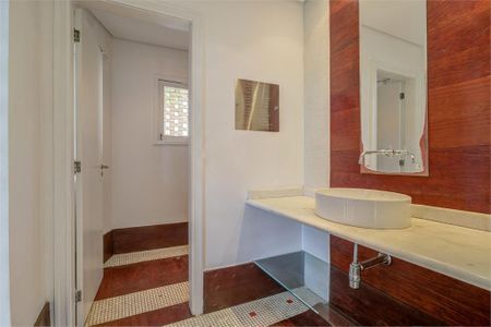 Casa à venda com 464m², 4 quartos e 4 vagas