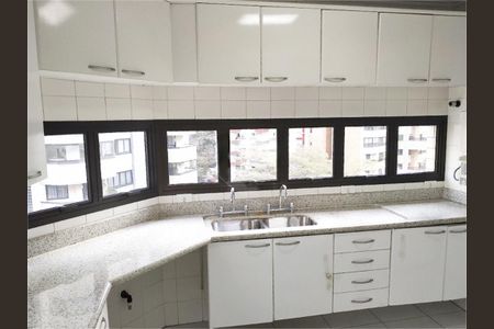 Apartamento à venda com 187m², 3 quartos e 3 vagas