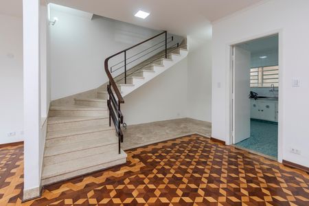 Casa à venda com 150m², 3 quartos e 3 vagas Casa à venda com 150m², 3 quartos e 3 vagasSala