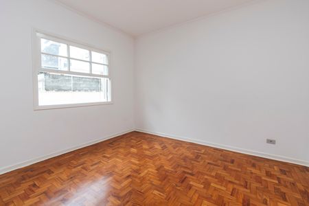 Casa à venda com 150m², 3 quartos e 3 vagas Casa à venda com 150m², 3 quartos e 3 vagasQuarto 1