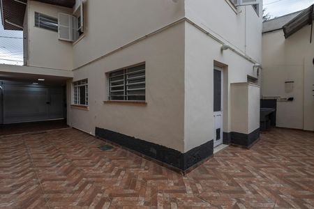 Casa à venda com 150m², 3 quartos e 3 vagas Casa à venda com 150m², 3 quartos e 3 vagasQuintal