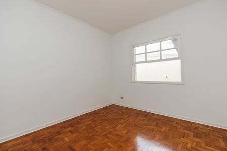 Casa à venda com 150m², 3 quartos e 3 vagas Casa à venda com 150m², 3 quartos e 3 vagasQuarto 2