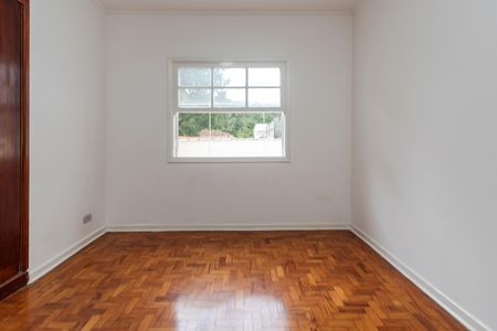 Casa à venda com 150m², 3 quartos e 3 vagas Casa à venda com 150m², 3 quartos e 3 vagasQuarto 1