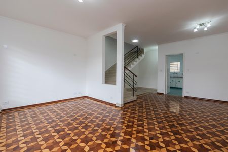 Casa à venda com 150m², 3 quartos e 3 vagas Casa à venda com 150m², 3 quartos e 3 vagasSala