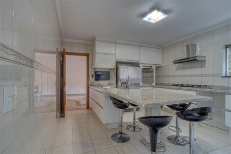 Casa à venda com 405m², 4 quartos e 5 vagas