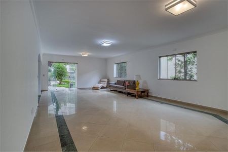 Casa à venda com 405m², 4 quartos e 5 vagas