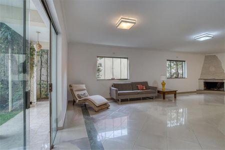 Casa à venda com 405m², 4 quartos e 5 vagas