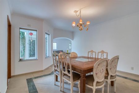 Casa à venda com 405m², 4 quartos e 5 vagas