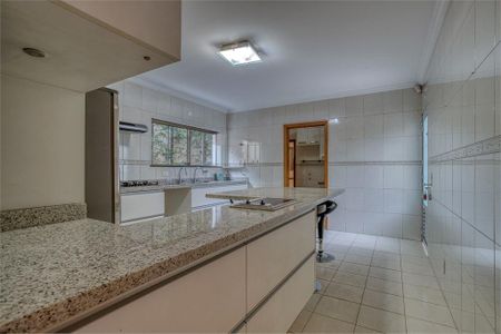 Casa à venda com 405m², 4 quartos e 5 vagas