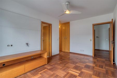 Casa à venda com 405m², 4 quartos e 5 vagas