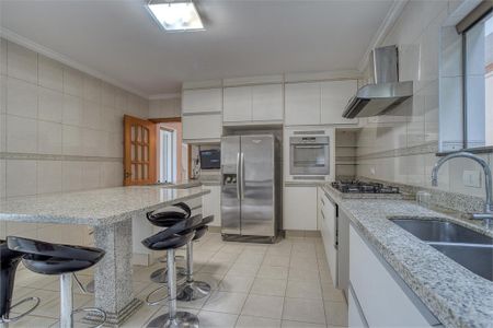 Casa à venda com 405m², 4 quartos e 5 vagas