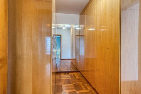 Casa à venda com 405m², 4 quartos e 5 vagas