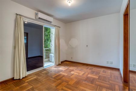 Casa à venda com 405m², 4 quartos e 5 vagas