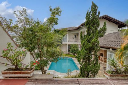 Casa à venda com 405m², 4 quartos e 5 vagas