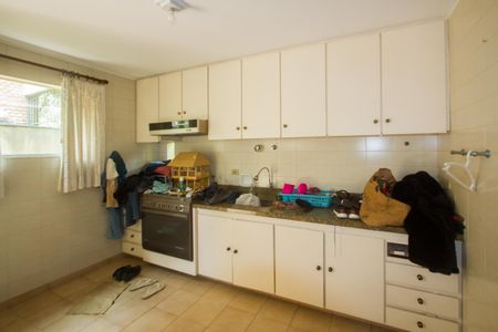 Casa à venda com 333m², 3 quartos e 3 vagas Casa à venda com 333m², 3 quartos e 3 vagasCozinha