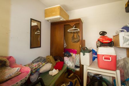 Casa à venda com 333m², 3 quartos e 3 vagas Casa à venda com 333m², 3 quartos e 3 vagasQuarto de Serviço