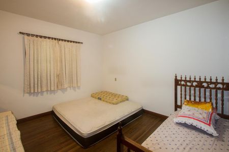 Casa à venda com 333m², 3 quartos e 3 vagas Casa à venda com 333m², 3 quartos e 3 vagasSuíte 3