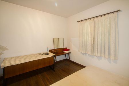 Casa à venda com 333m², 3 quartos e 3 vagas Casa à venda com 333m², 3 quartos e 3 vagasSuíte 3