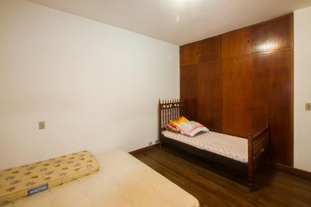 Casa à venda com 333m², 3 quartos e 3 vagas Casa à venda com 333m², 3 quartos e 3 vagasSuíte 3