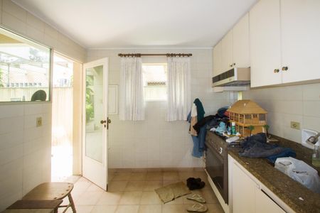 Casa à venda com 333m², 3 quartos e 3 vagas Casa à venda com 333m², 3 quartos e 3 vagasCozinha