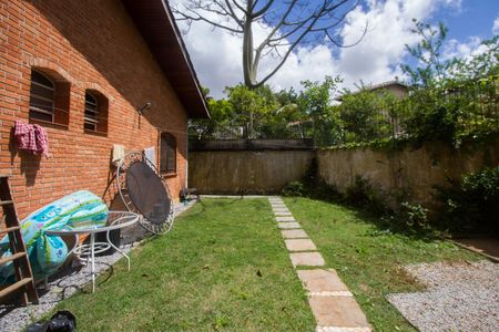 Casa à venda com 333m², 3 quartos e 3 vagas Casa à venda com 333m², 3 quartos e 3 vagasÁrea Externa