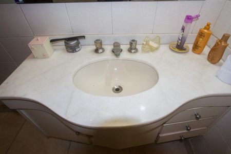 Casa à venda com 333m², 3 quartos e 3 vagas Casa à venda com 333m², 3 quartos e 3 vagasBanheiro da Suíte 3