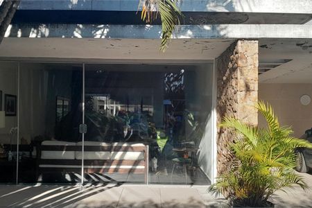 Casa à venda com 3 quartos, 203m² em Santo Amaro, São Paulo