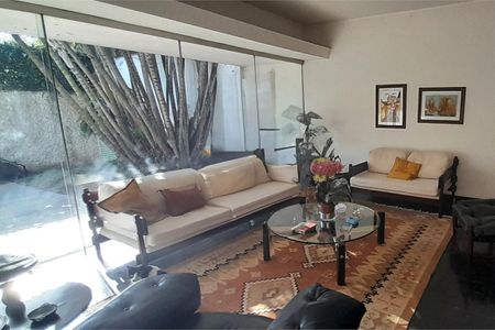 Casa à venda com 3 quartos, 203m² em Santo Amaro, São Paulo