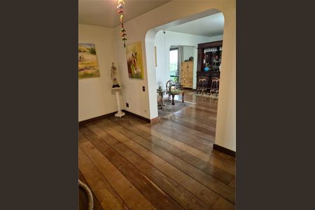 Apartamento à venda com 337m², 4 quartos e 3 vagas