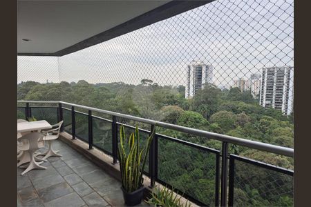 Apartamento à venda com 337m², 4 quartos e 3 vagas