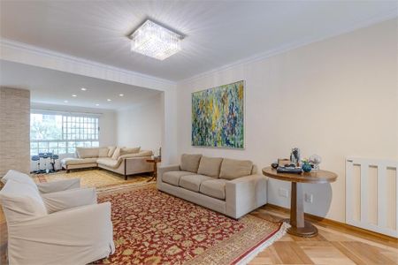 Casa à venda com 276m², 3 quartos e 4 vagas