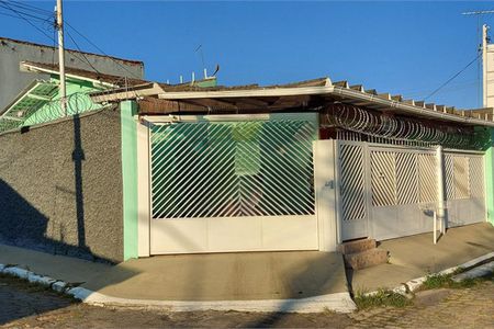 Casa à venda com 115m², 2 quartos e 2 vagas