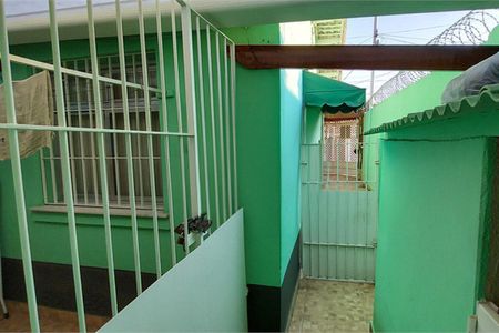 Casa à venda com 115m², 2 quartos e 2 vagas