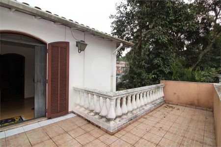 Casa de condomínio à venda com 140m², 3 quartos e 1 vaga