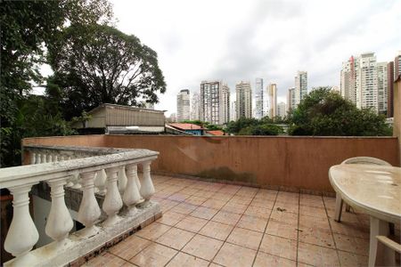 Casa de condomínio à venda com 140m², 3 quartos e 1 vaga