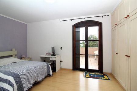 Casa de condomínio à venda com 140m², 3 quartos e 1 vaga