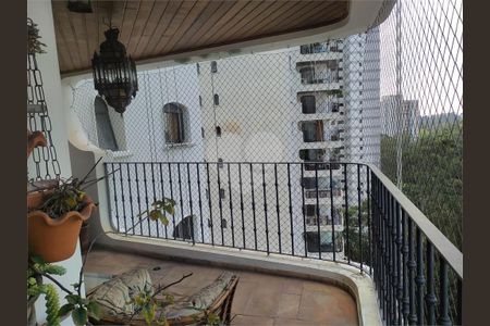 Apartamento à venda com 280m², 4 quartos e 4 vagas