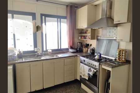 Apartamento à venda com 280m², 4 quartos e 4 vagas