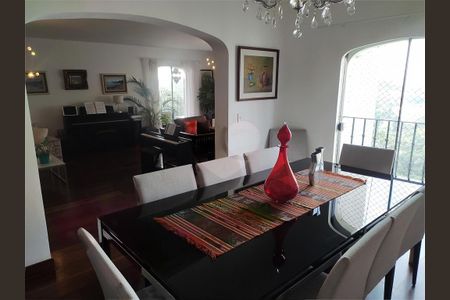 Apartamento à venda com 280m², 4 quartos e 4 vagas