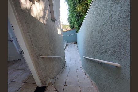 Casa à venda com 122m², 3 quartos e 2 vagas