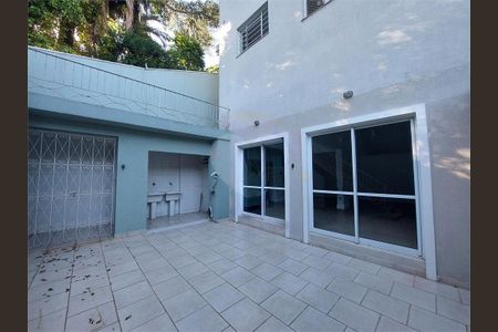 Casa à venda com 122m², 3 quartos e 2 vagas
