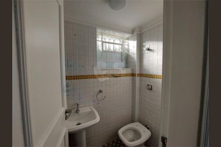 Casa à venda com 122m², 3 quartos e 2 vagas